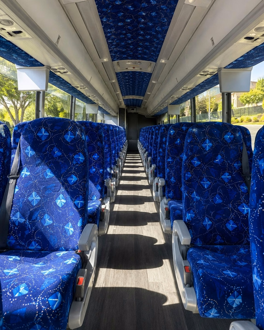 gary 15 to 50 passenger prom party buses and sprinter limos in gary