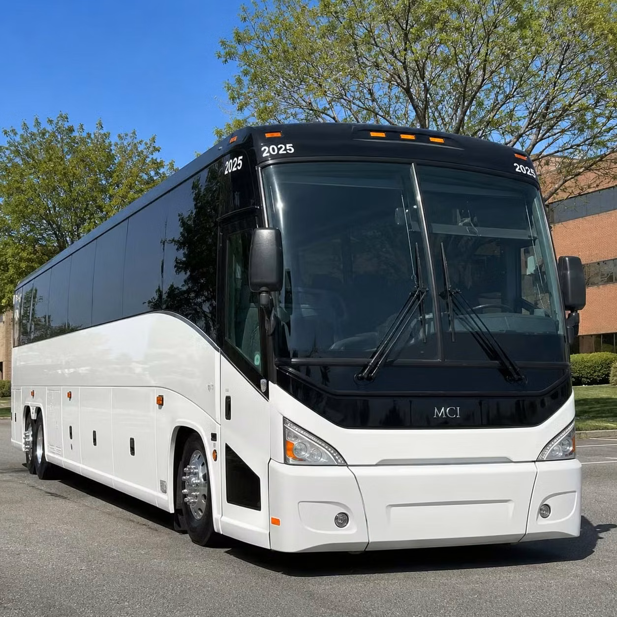 gary shuttles to special events and dinners